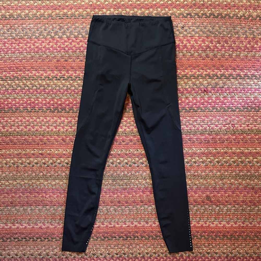 NWOT VARLEY BLACK SIDE POCKET REFLECTIVE ACTIVE LEGGINGS
